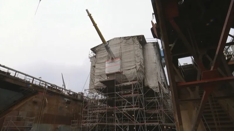 Gorch Fock v suchém doku