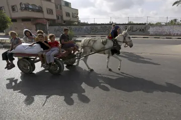 Izrael vyzval Palestince k evakuaci, Palestina požádala OSN o ochranu