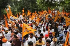 Indie zruší zemědělské zákony. Farmáři proti nim více než rok protestovali