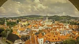 Centrum s početným souborem významných architektonických památek vytváří z Českého Krumlova mimořádně hodnotný celek středověkého rezidenčního města, které se rozvíjelo od 13. století podél meandrů řeky Vltavy ve vazbě na nejmocnější český panský rod Rožmberků.