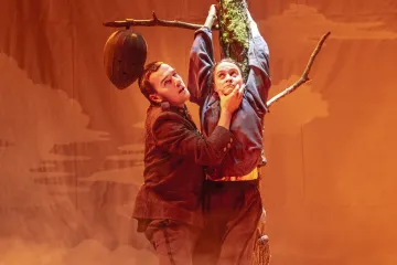 Studio Hrdinů vede Zlatý řez životem skandálního spisovatele