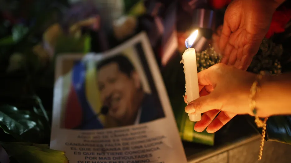 Lidé truchlí za Cháveze
