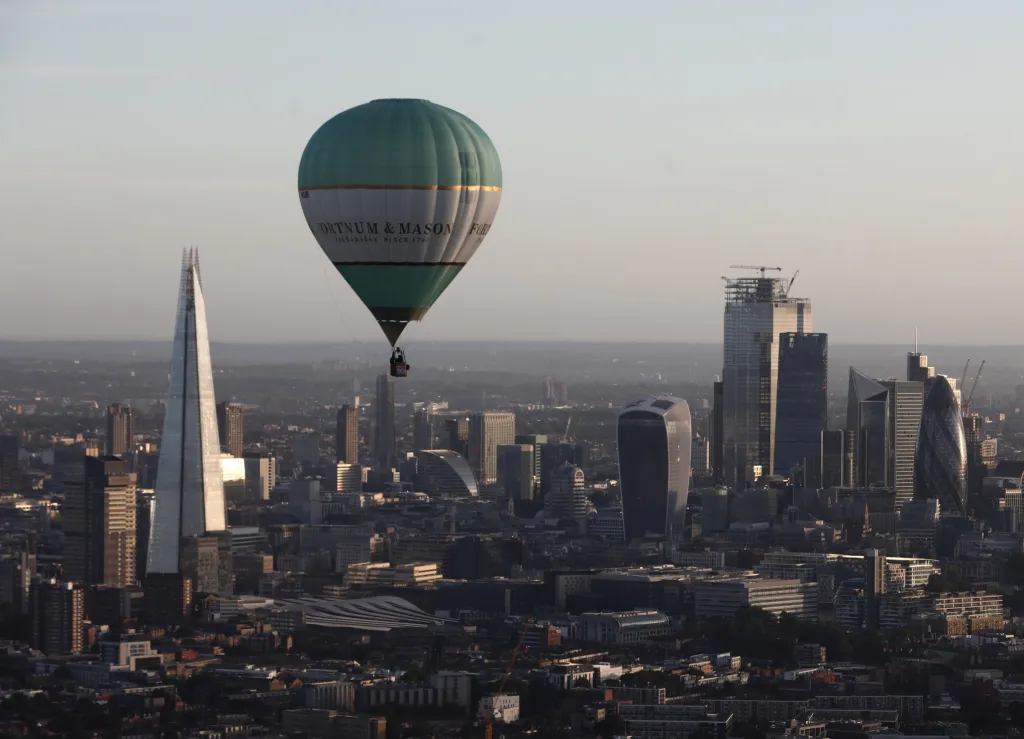 Balony nad Londýnem