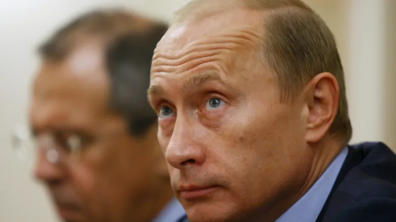 Sergej Lavrov a Vladimir Putin