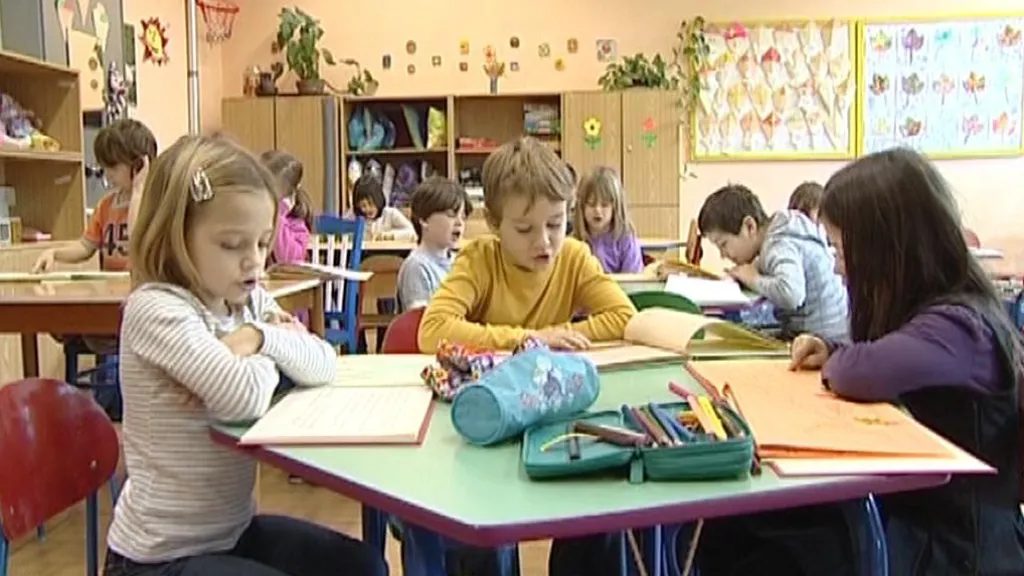 Děti dojíždějí do náhradních škol