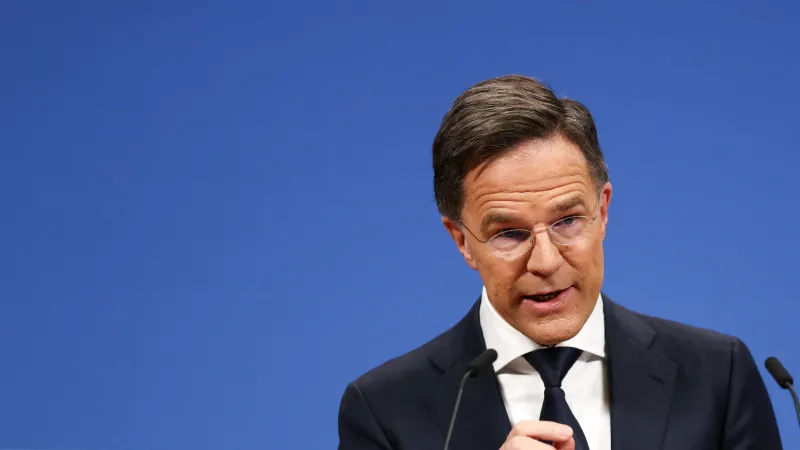 Rutte vyzval k rovnoměrné pomoci Ukrajině. Narazil na odpor, proti je i Česko