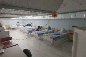 Štáb ČT natáčel v podzemní porodnici v Ruskem terorizovaném Chersonu