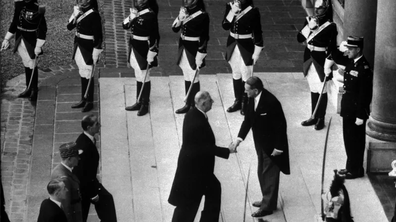 Charles de Gaulle se v lednu 1959 stal prvním prezidentem páté francouzské republiky