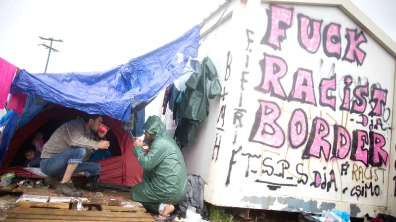 Uprchlíci na řecko-makedonské hranici