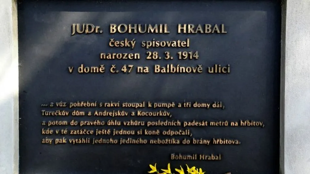 Bohumil Hrabal / pamětní deska v Židenicích
