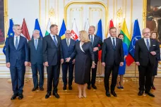 Představitelé zemí bukurešťské devítky vyzvali k posílení pomoci Ukrajině
