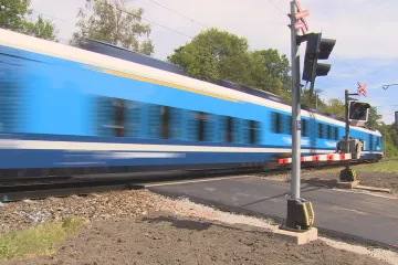 Železničáři chtějí letos zlepšit zabezpečení 150 přejezdů