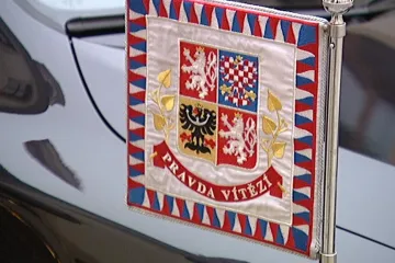 Pro bookmakery je favoritem prezidentských voleb Drahoš, Zemana má v závěsu