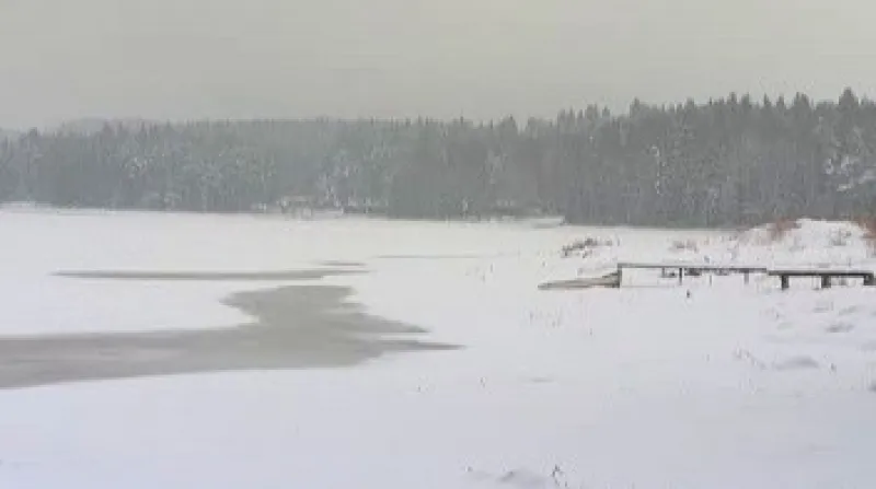 Oprava havarijního stavu části hráze rybníka Komorník na Jindřichohradecku se odkládá.