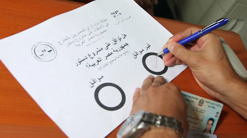 Egypťané v zahraničí hlasují v referendu