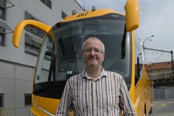 Jančura se podle tisku zbavuje Student Agency. Podle firmy však prodej není na pořadu dne