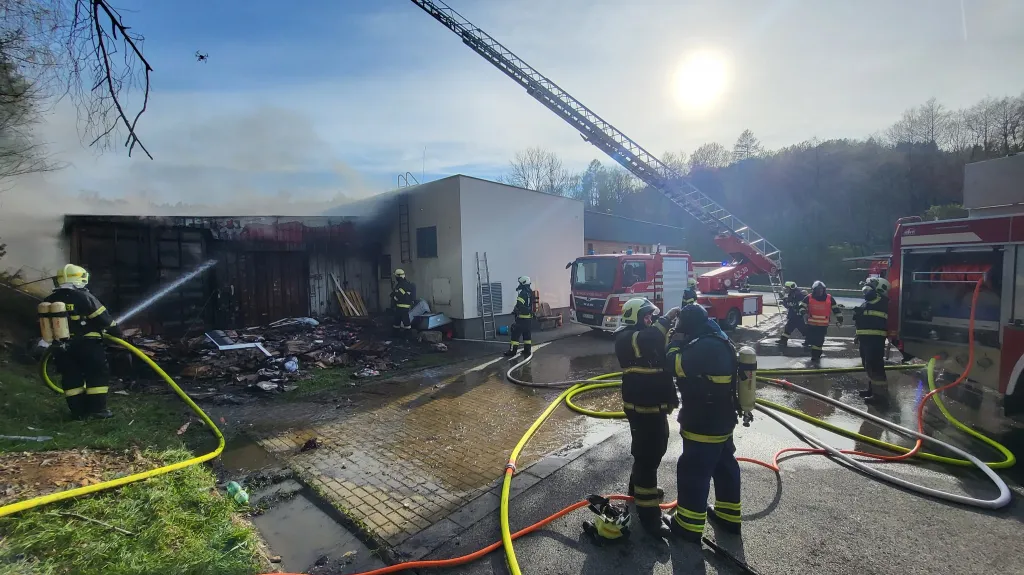 Požár skladu ve Studánkách