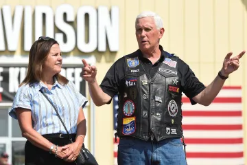 Pence chce do Bílého domu. V primárkách vyzve svého bývalého šéfa nebo floridského guvernéra