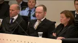 Třetí den soudního procesu s atentátníkem Breivikem