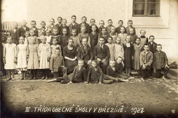 Škola v Březině slavila výročí