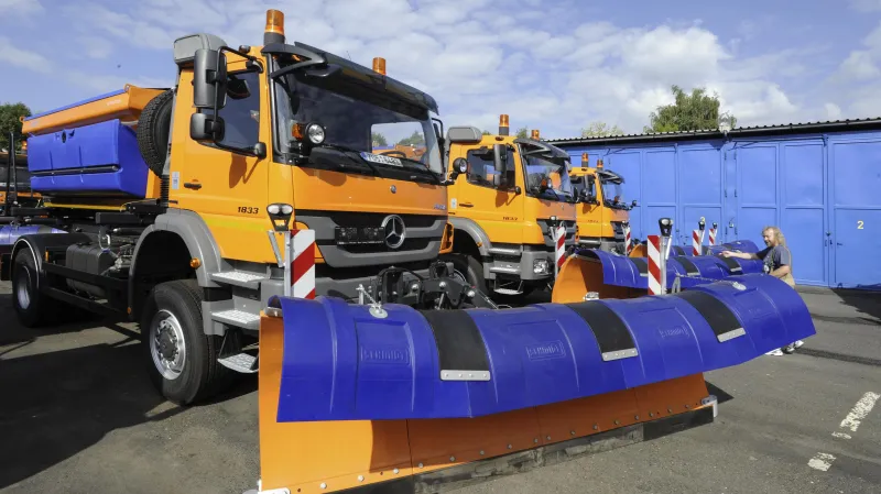 Nové vozy pro Správu a údržbu silnic (SÚS) Ústeckého kraje