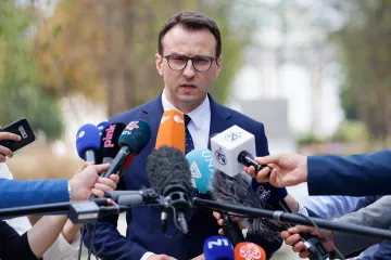 Srbsko po letech sporů uzná značky aut registrovaných Kosovem