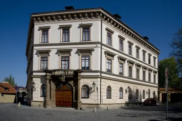 Lidem se otevírá Lichtenštejnský palác v Praze a vila Benešových v Sezimově Ústí