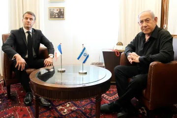 Koalice válčící s Islámským státem by měla bojovat i s Hamásem, vyzval Macron z Izraele