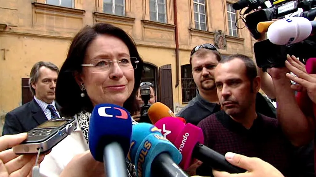 Miroslava Němcová přichází k výslechu