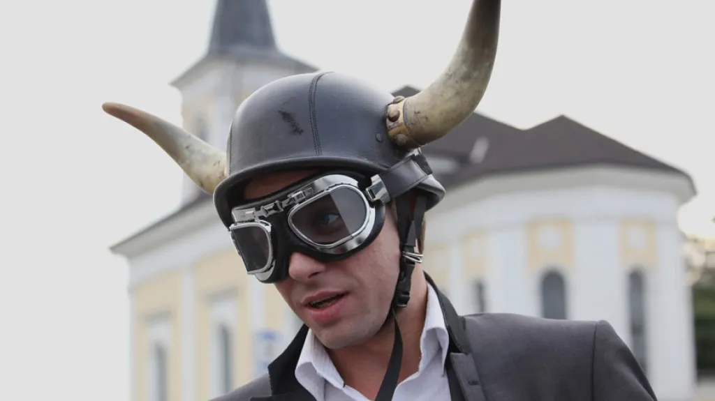 Sejít z cesty