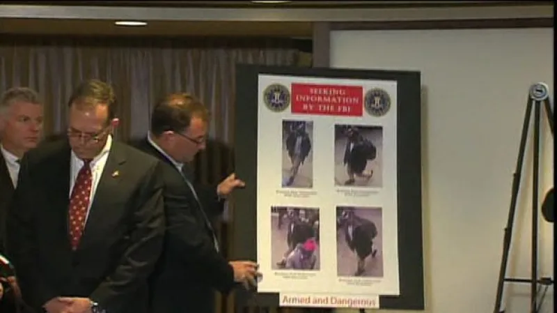 FBI zveřejnila záběry dvou podezřelých