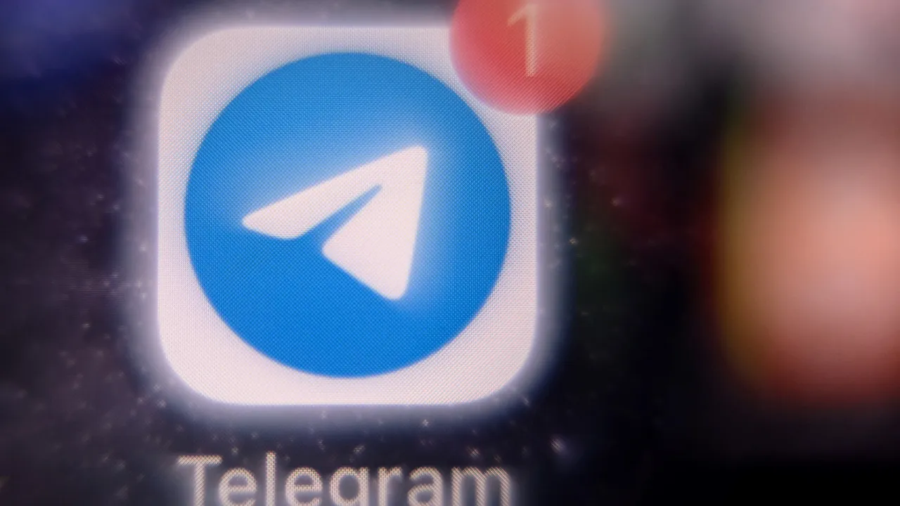 Novináři odhalili internetový nábor sabotérů pro akce v Evropě