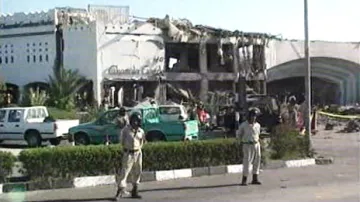 Následky teroristického útoku v Šarm aš-Šajchu