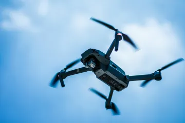 Blíží se nová mapa pro létání s drony. Co musí piloti dodržovat?