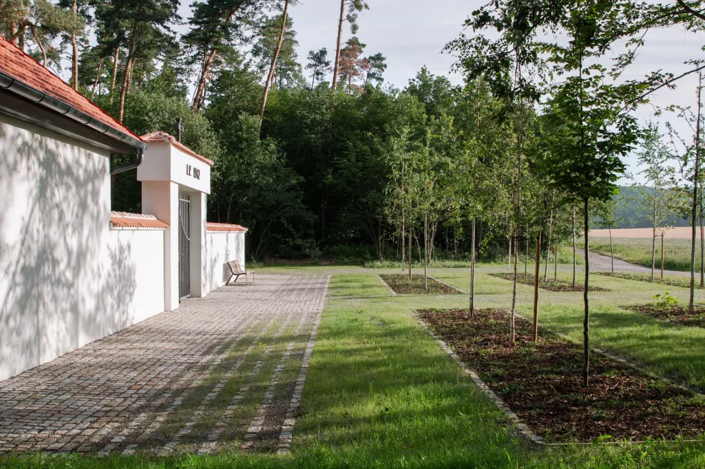 Cena partnerů: Předprostor lesního hřbitova v Srbsku