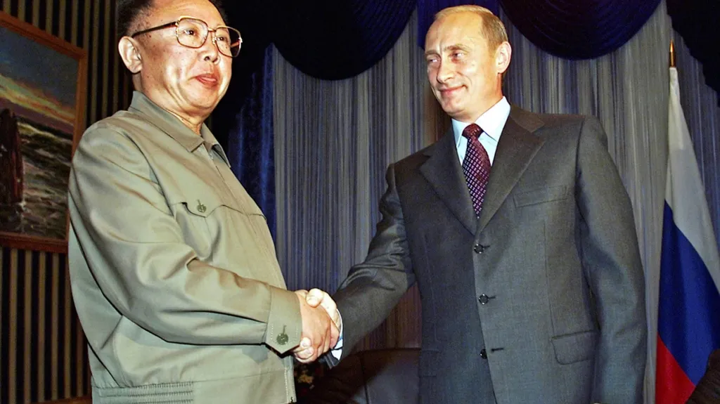 Kim Čong-il, otec dnešního severokorejského vůdce, navštívil Rusko v roce 2002