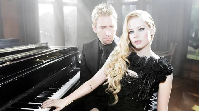 Avril Lavigne s deskou pomáhal manžel Chad Kroeger
