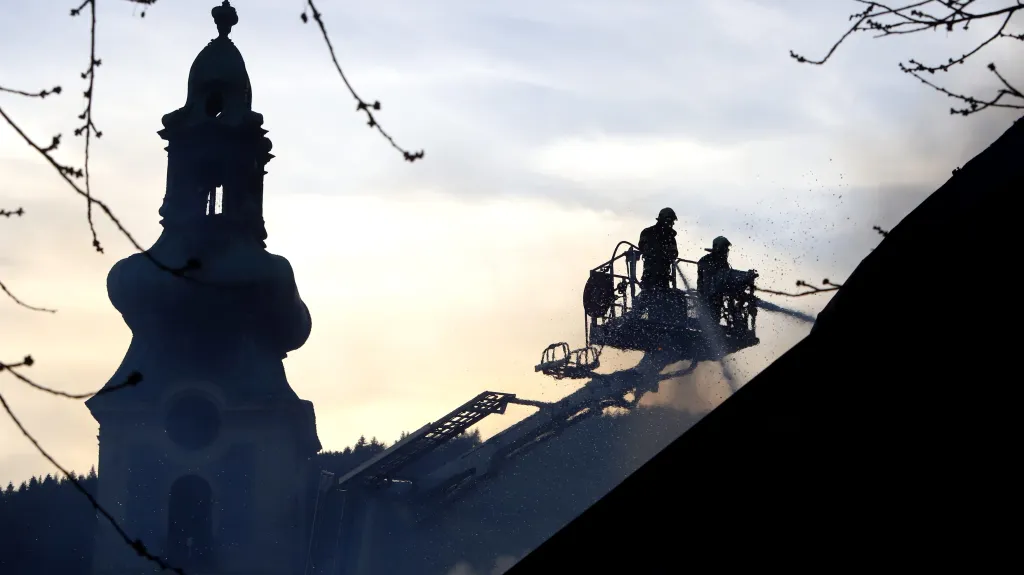 Zásah hasičů při požáru v Banské Štiavnici