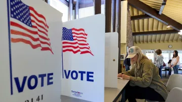 Volební místnost ve Spojených státech, ilustrační foto