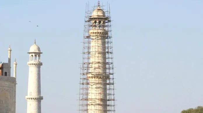 Renovace Tádž Mahalu