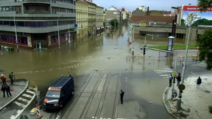 Povodeň v Karlíně roku 2002