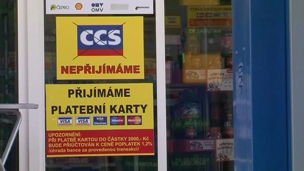 Poplatek při platbě kartou