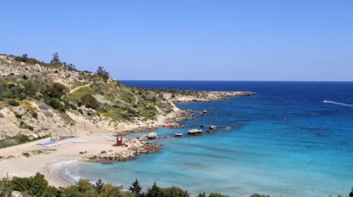 Kypr byl dosud oblíbený daňový ráj a cíl turistů