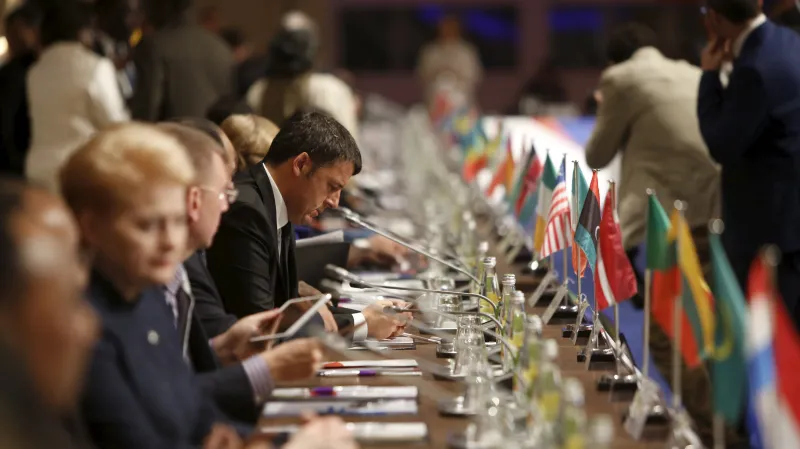 EU na Maltě schválila fond pro Afriku a akční plán