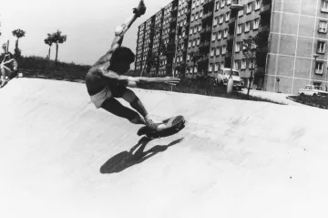 Mejdan na kolečkové brusli. Dokument se vrátil k průkopníkům skejtování v Československu