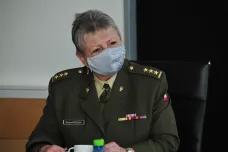 Teprve druhou armádní generálkou v Česku se stala Zuzana Kročová. Počet žen mezi vojáky roste