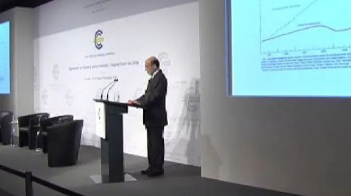 Bernanke na konferenci ve Frankfurtu