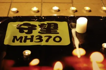 Pláč, bezmoc, ale i naděje. Malajsijské letadlo zmizelo před půl rokem