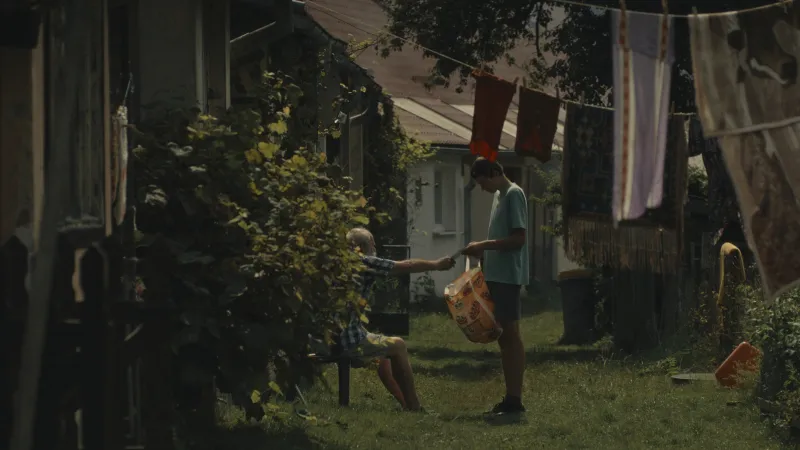 Nahoře nebe, v dolině já