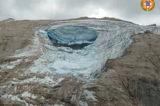 V italských Alpách se uvolnil ledovec, nejméně šest lidí zahynulo